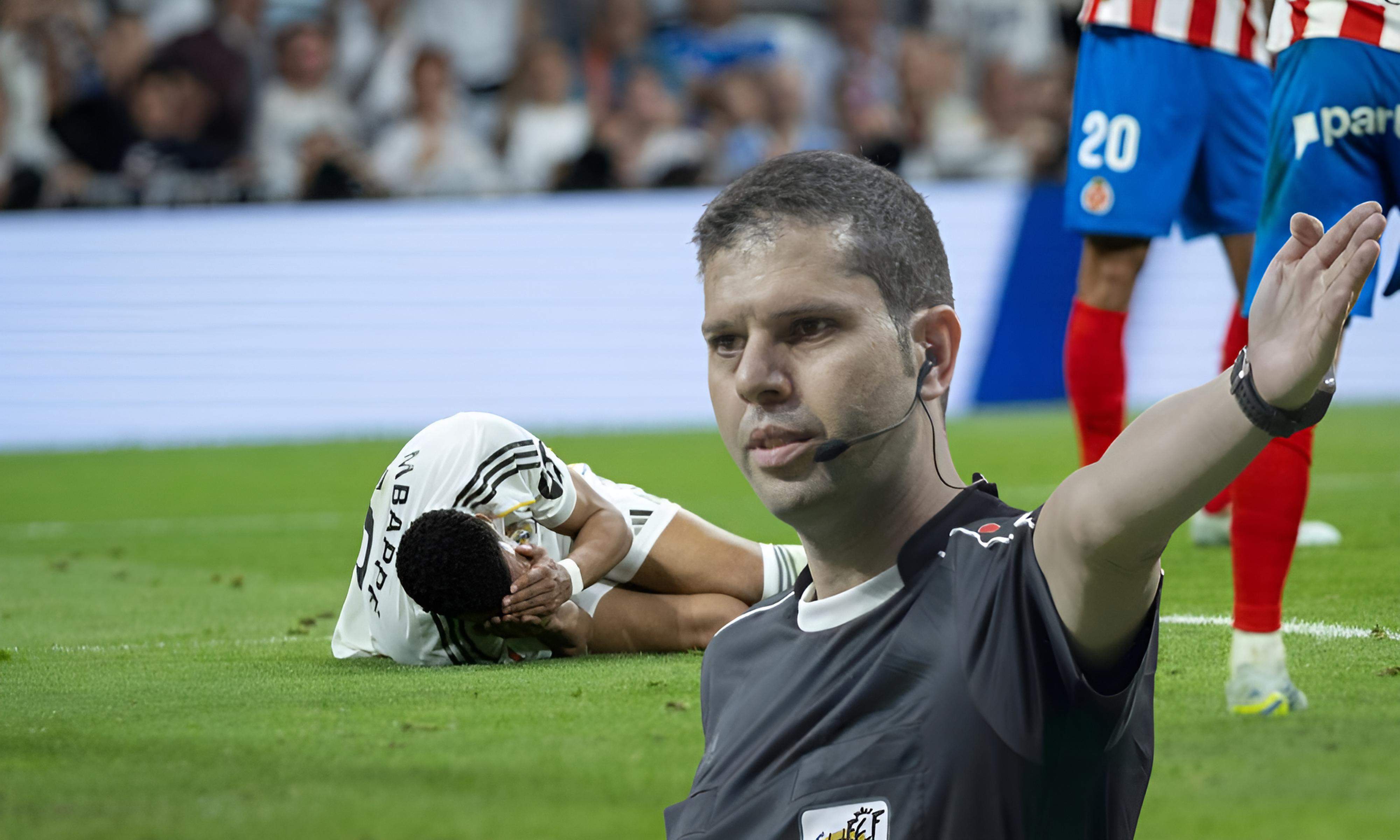 Trujillo Suárez, el árbitro que solo ha arbitrado 36 partidos en Primera y el que más ha supervisado al Real Madrid: señalado por la acción de Mbappé contra el Girona