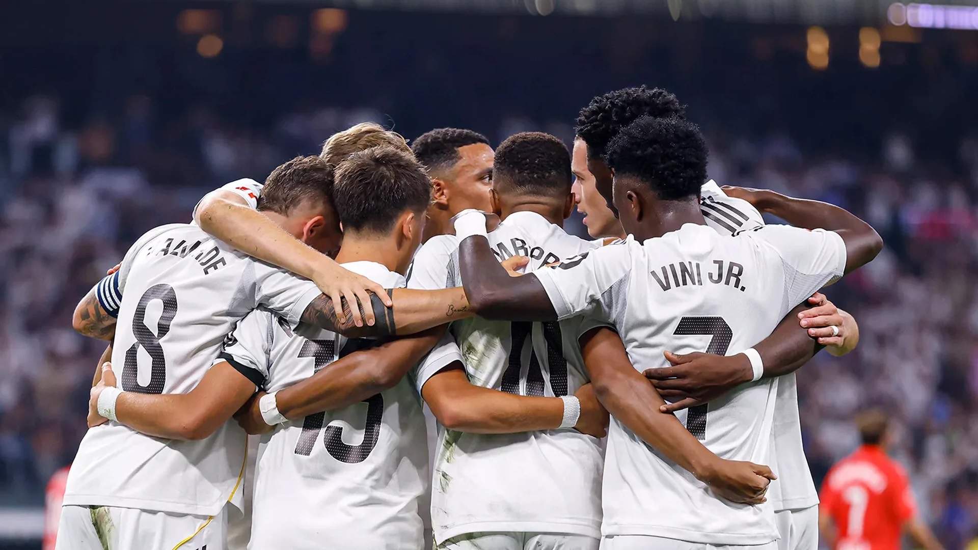 La inteligencia artificial sitúa entre un 3% y un 8% las opciones del Real Madrid de ganar LaLiga con nueve puntos de desventaja a siete jornadas del final	
