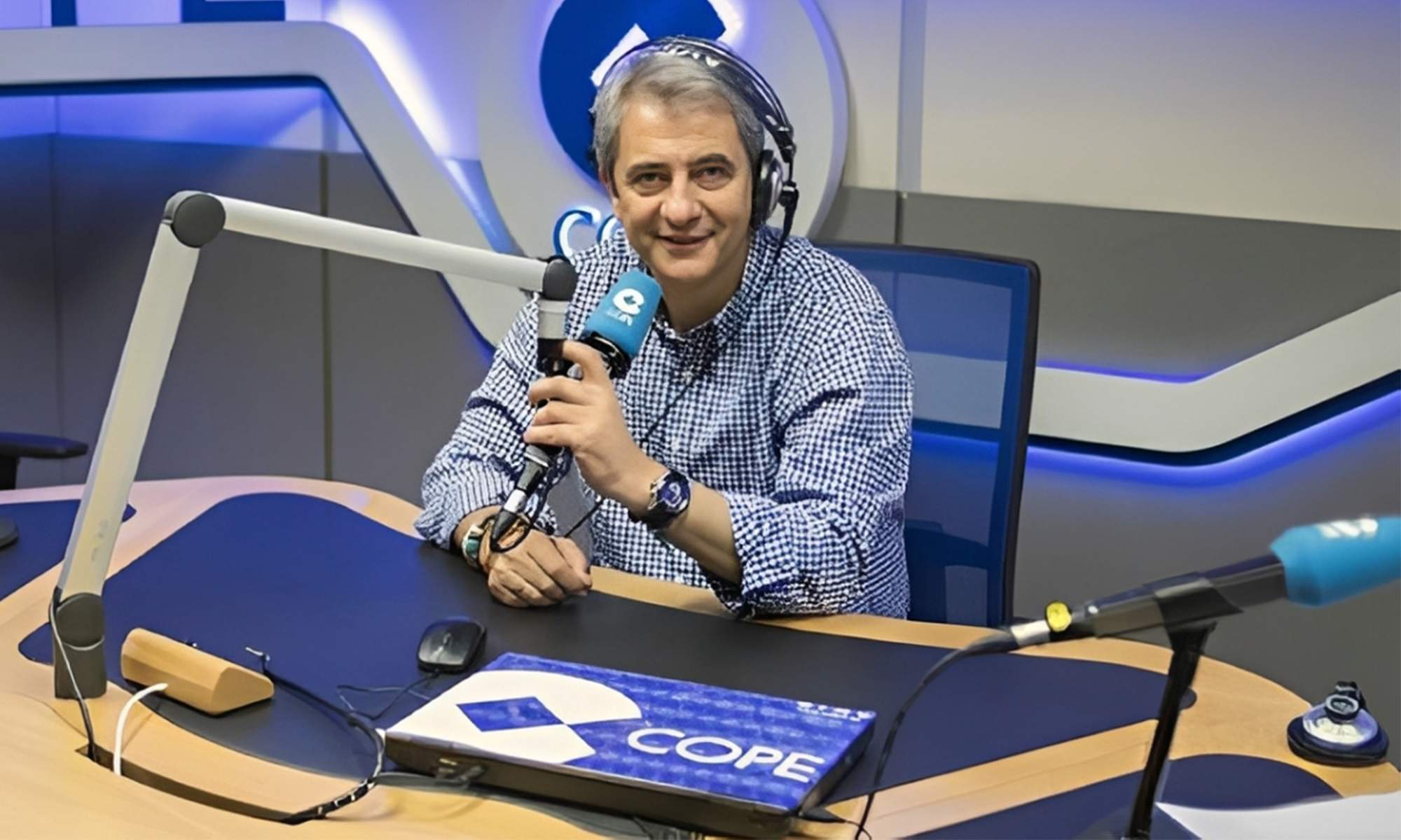 Manolo Lama hablando en COPE.