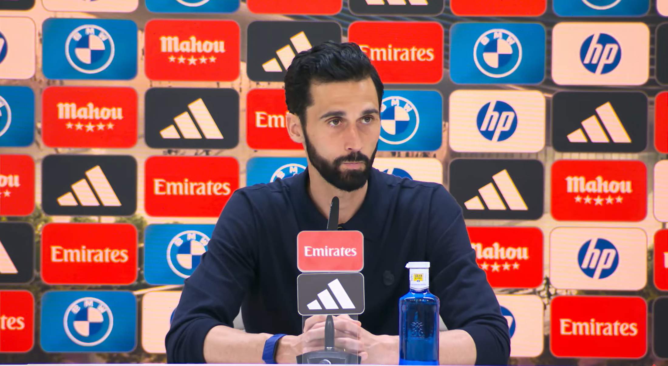 Arbeloa habla de los pitos a Vinícius