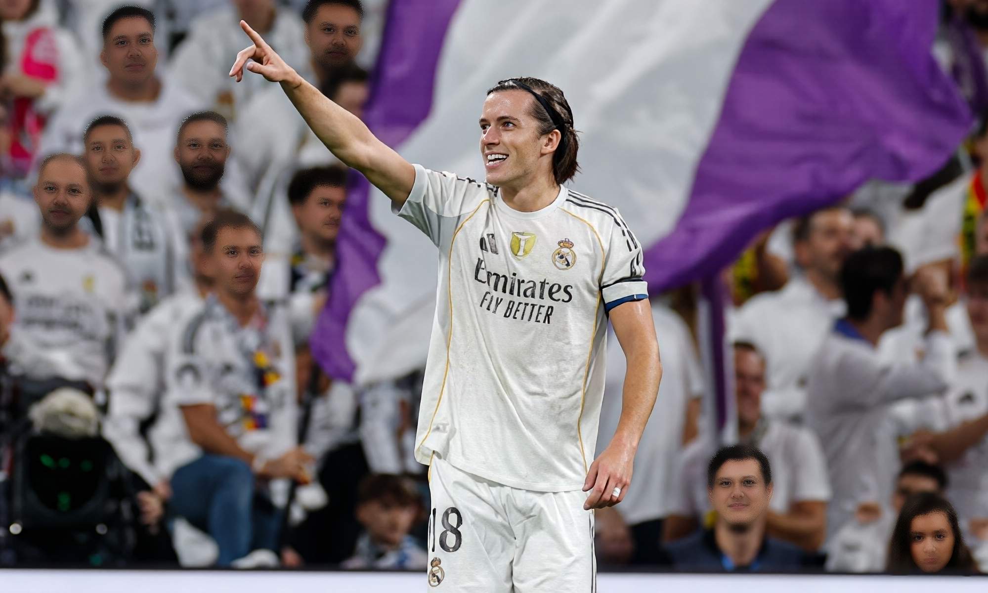 Álvaro Carreras celebra un gol con el Real Madrid 