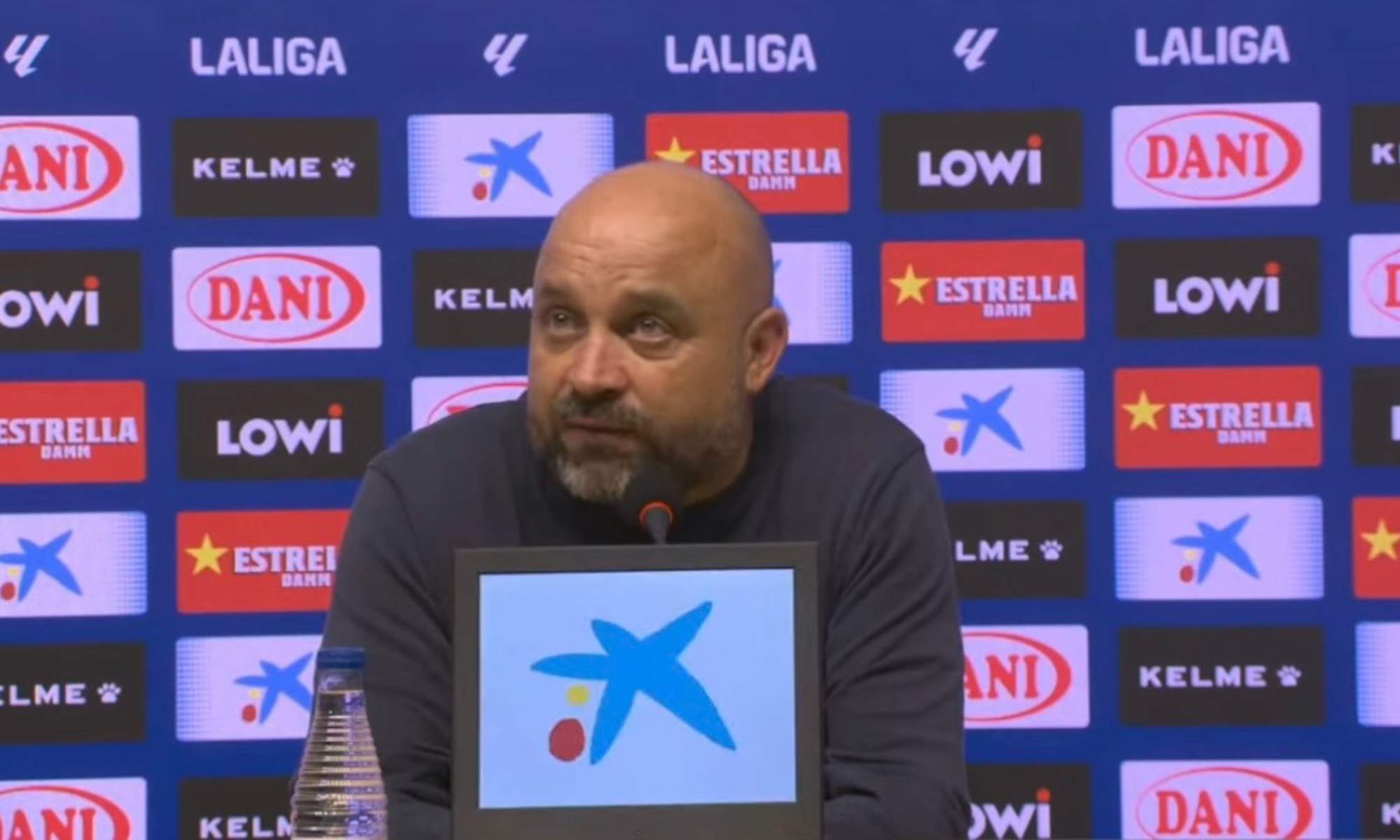 Manolo González, en la rueda de prensa de esta noche tras el partido disputado entre el Espanyol y el Real Madrid en Cornellá.