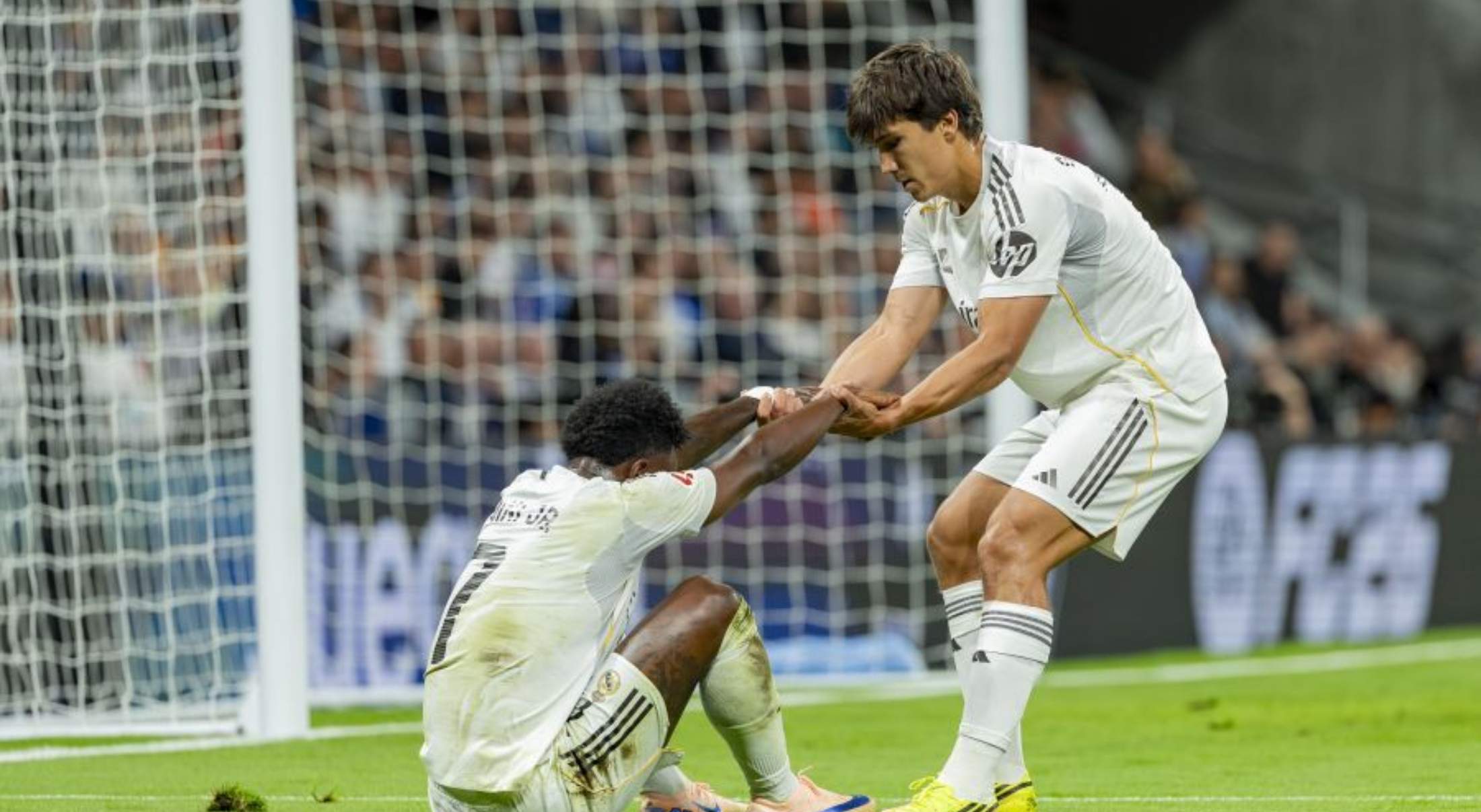 Radiografía del Real Madrid 1-0 Oviedo al descanso: Gonzalo levanta al Madrid ante el enfado del Bernabéu