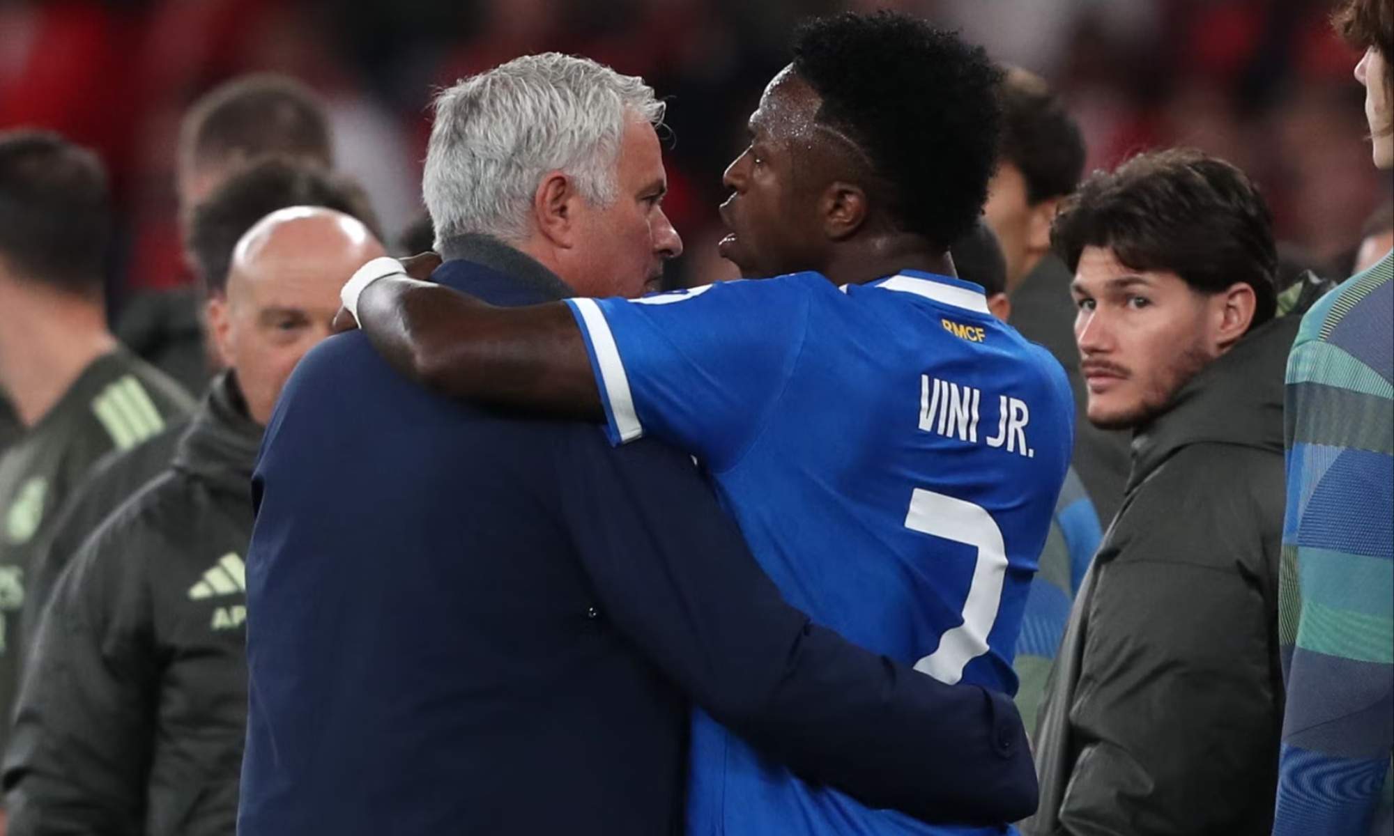 Mario Cortegana, periodista: "Vinicius no ve ningún problema con la llegada de Mourinho a pesar de lo que pasó con Prestianni"