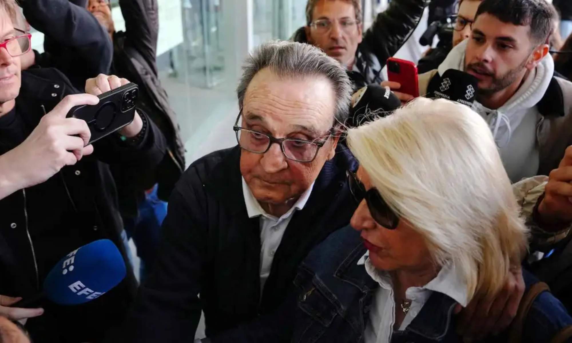 José María Enríquez Negreira abandona los juzgados de Barcelona durante una de sus declaraciones.