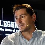 Casillas felicita a Florentino por su victoria electoral y a Enrique Riquelme por la campaña que ha hecho