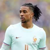 Abdellah Boulma ironiza sobre la posible llegada de Michael Olise al Real Madrid