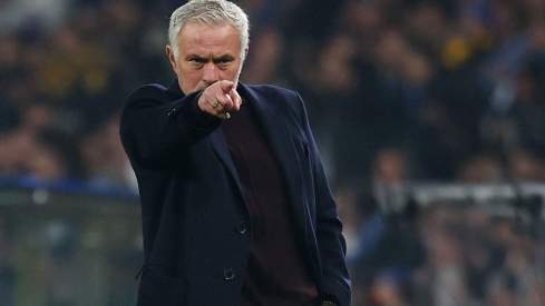 José Moruinho ya ha empezado a trabajar para el Real Madrid y se ha reunido con José Ángel Sánchez. José Moruinho ya ha empezado a trabajar para el Real Madrid y se ha reunido con José Ángel Sánchez.