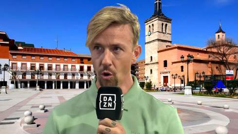 Guti Hernández y su pueblo de Torrejón de Ardoz. Guti Hernández y su pueblo de Torrejón de Ardoz.