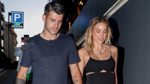 Álvaro Morata, junto a su mujer, Alice Campello, en una fotografía reciente.