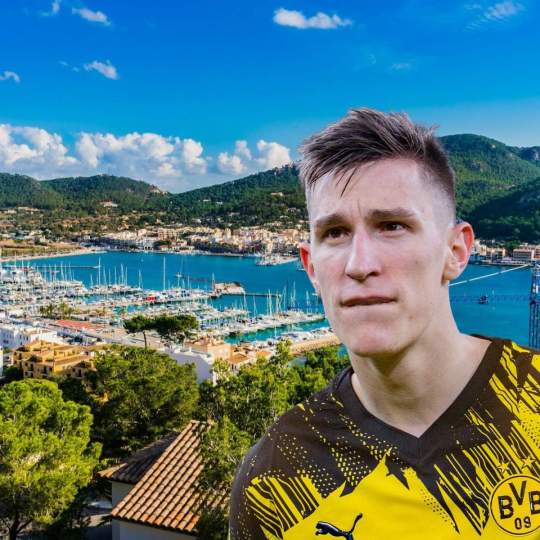 La playa española donde desconecta Nico Schlotterbeck: 180 metros de arena final, aguas cristalinas, un restaurante flotante y rutas de senderismo