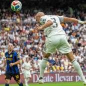 El Real Madrid remonta al Inter con gol de Pepe para ganar un gran Corazón Classic Match