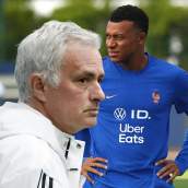 José Mourinho y Kylian Mbappé con la selección de Francia.