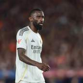 Antonio Rüdiger disputando un partido con el Real Madrid.