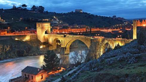 La ciudad que cuenta con el puente medieval más bonito de España La ciudad que cuenta con el puente medieval más bonito de España