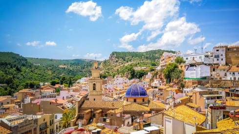 Buñol, un pueblo de la provincia de Valencia. Buñol, un pueblo de la provincia de Valencia.