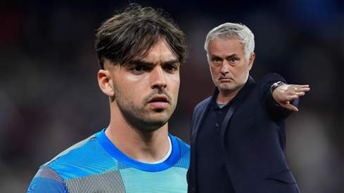 Raúl Asencio y José Mourinho. Raúl Asencio y José Mourinho.