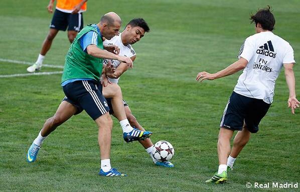 Casemiro feliz de entrenar con Zidane Defensa Central